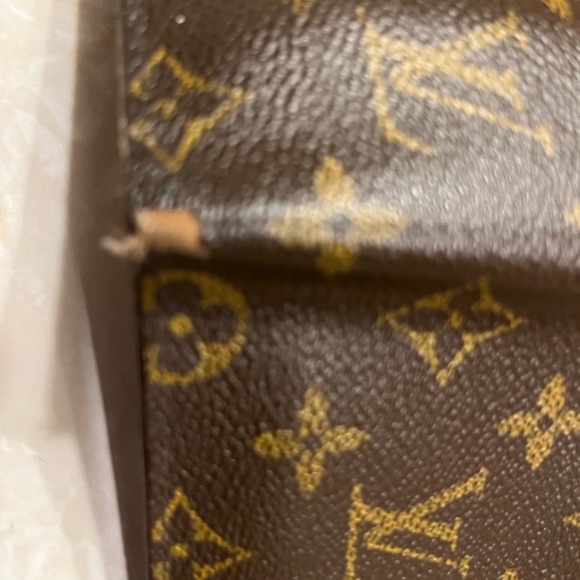 Authentic LV men’s bifold wallet - Picture 3 of 4